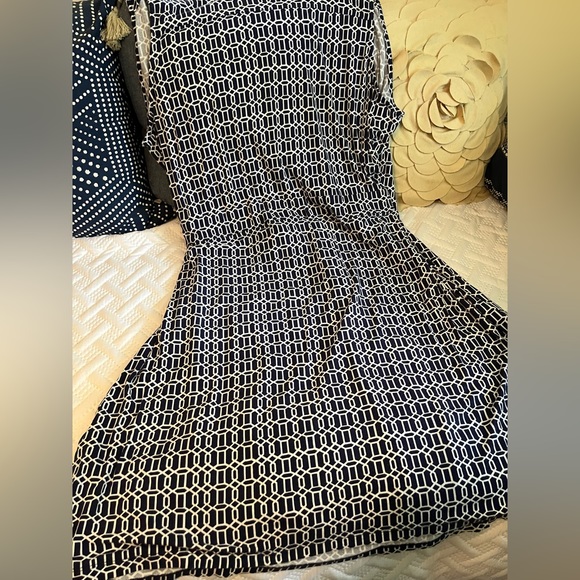 Adrienne Vittadini wrap dress - Picture 4 of 5